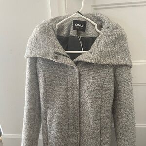 NWT Woman coat Only